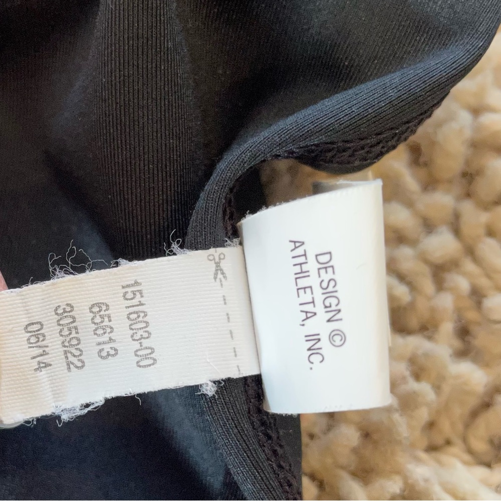 Athleta Crystal Chaturanga Polka Dot Leggings Reversible Tights Black White Med - Picture 13 of 13
